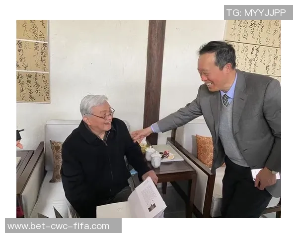 洪刚深度解读足球战术与技巧带你领略比赛背后的精彩故事