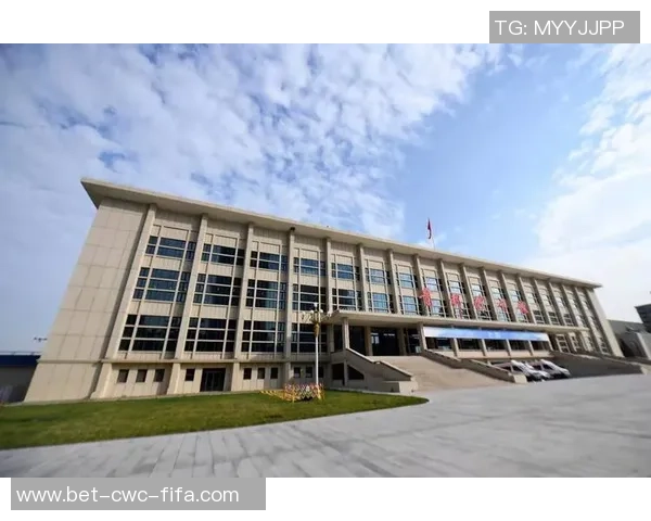 首体足球场周边美食与休闲活动全攻略，尽享精彩赛事与生活乐趣